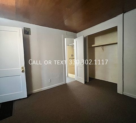 5th image of 104 8th St NE #1