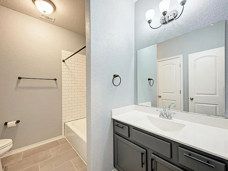 136 Finley St — Photo 27