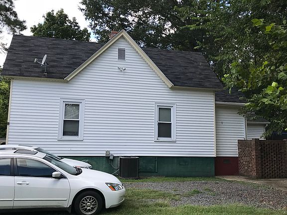 3rd image of 216 Coleman St