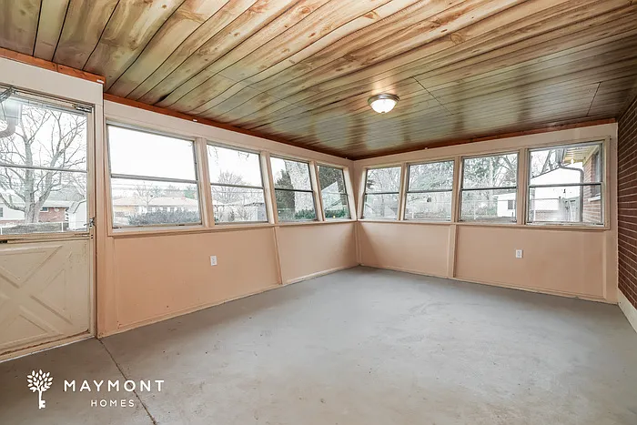 1108 Georgian Dr — Photo 7