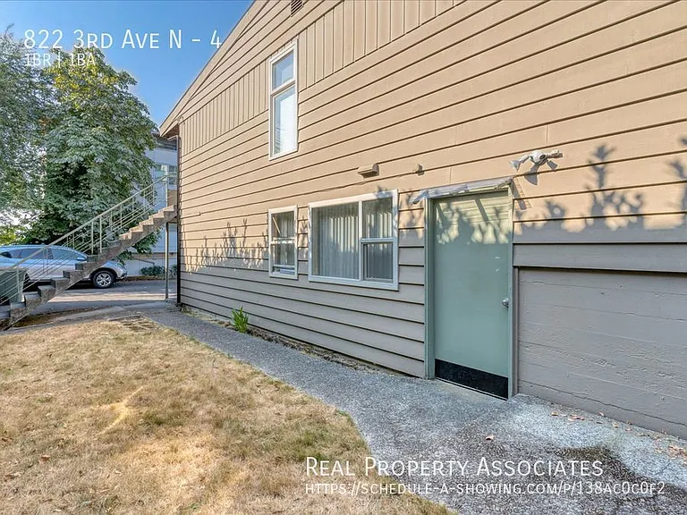 822 3rd Ave N #4 — Photo 32