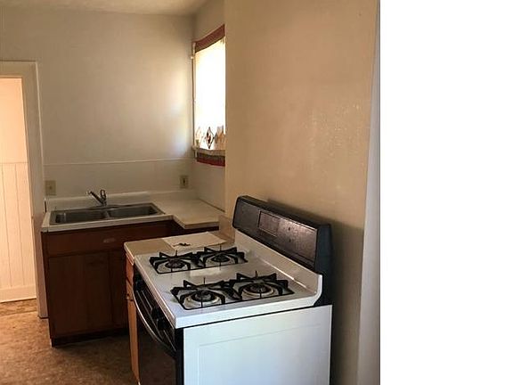 5th image of 1241 McKeone Ave #2