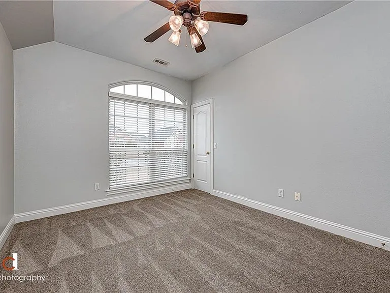 5712 W Casey Dr — Photo 17