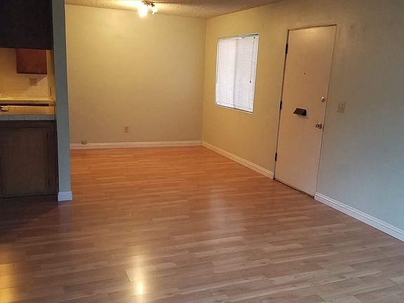 2nd image of 5540 Temple City Blvd