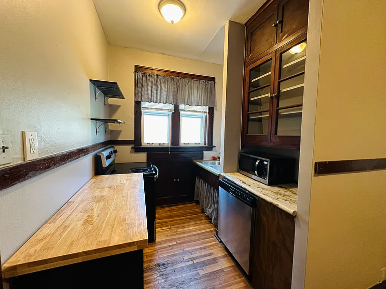 2516 Bellevue Ave #2N — Photo 10