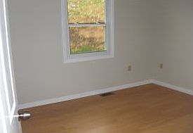4th image of 117 Country Hills Dr