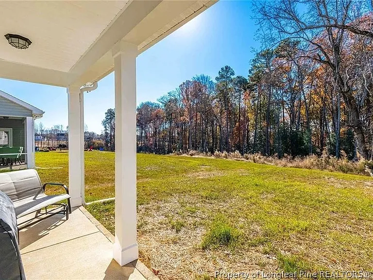 341 Manning Dr — Photo 2