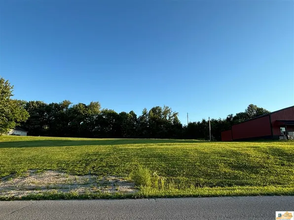 Ymca Way, Glasgow, KY 42141