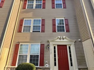 1160 Blue Bird Ln, York, PA 17402