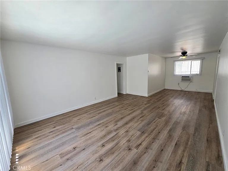 439 S Le Doux Rd #1 — Photo 3