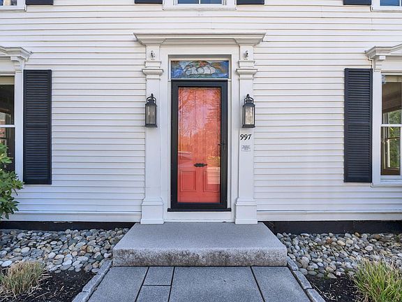 2nd image of 997 Washington Street