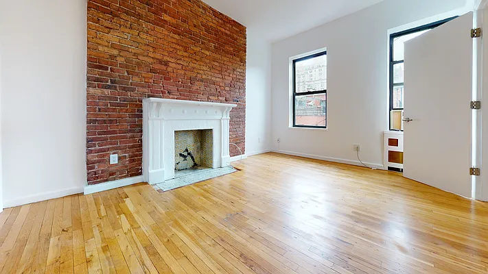 Rented by Corcoran | media 14