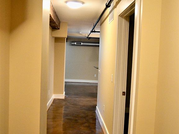 4th image of 505 6th St SW #7G