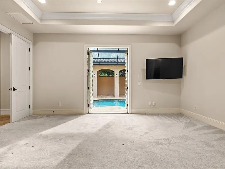 9841 Covent Garden Dr — Photo 25