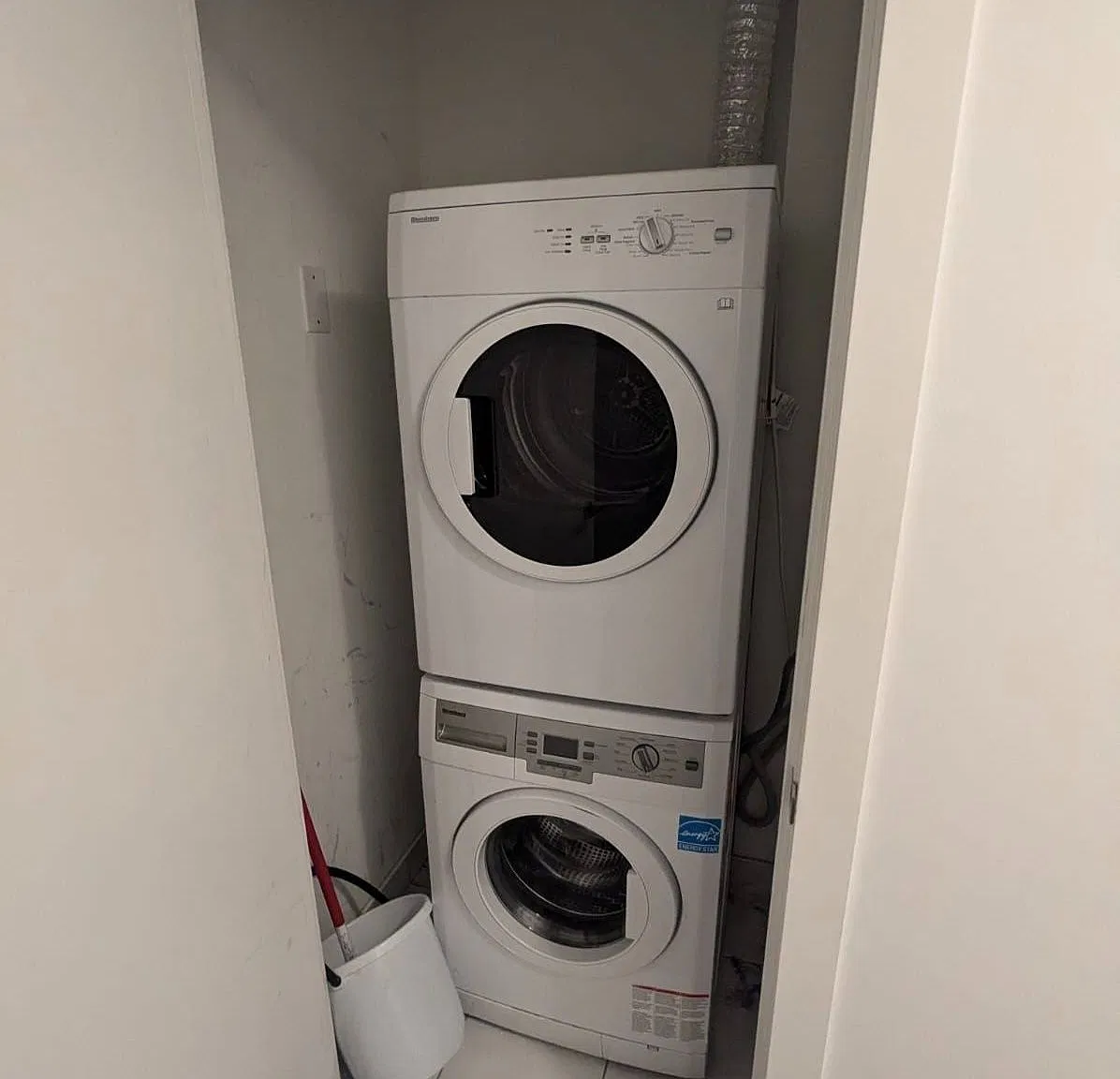 1 bed, $2,400 — Photo 4