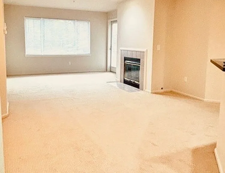 Bellevue Heights Apartments — Photo 34