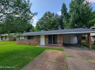 14 Lance Dr, Brandon, MS 39042