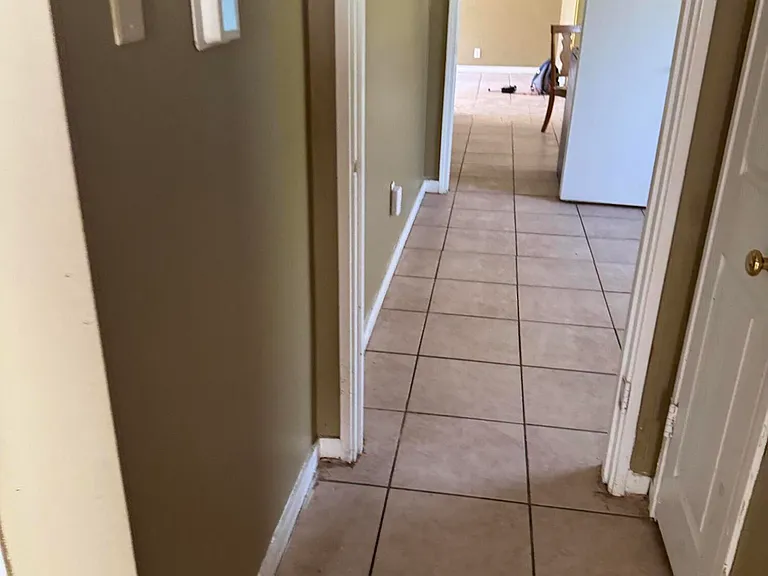 3020 Lakewood Dr — Photo 4