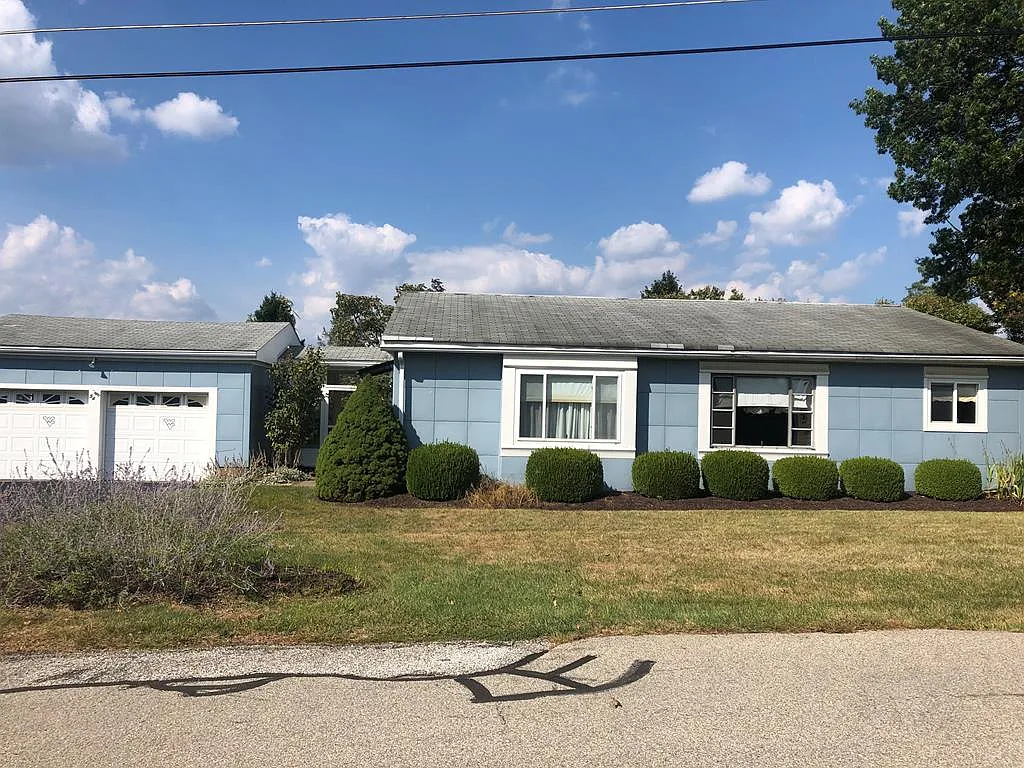 54 Elm Ln photo 1