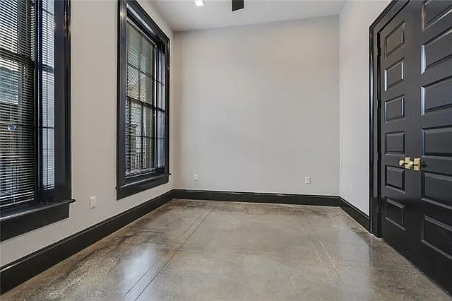 419 Carondelet St #305 — Photo 8