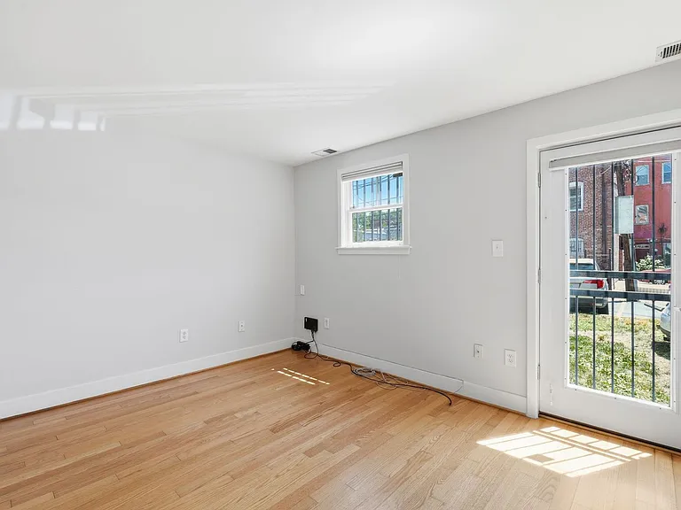 1413 11th St NW #A — Photo 14