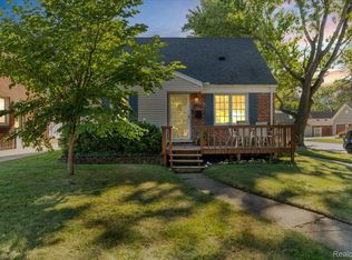 2902 N Connecticut Ave, Royal Oak, MI 48073