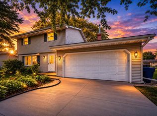 1128 Deerfield Ave, Menasha, WI 54952