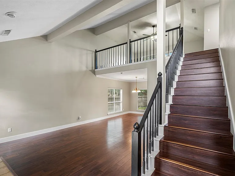 7914 Millbrook Dr — Photo 18