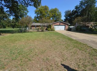 1390 Marico Pl, Greenville, MS 38701