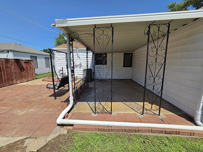 239 S Wire Ave — Photo 20