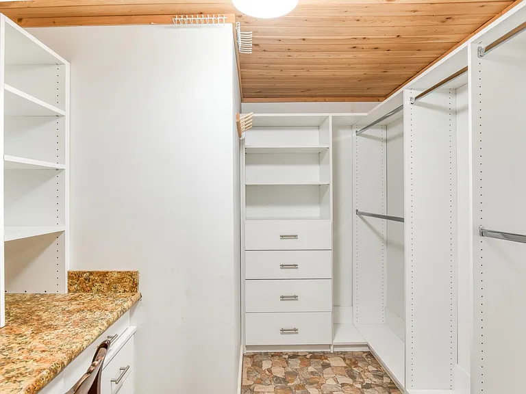 3222 Harbor Dr — Photo 8