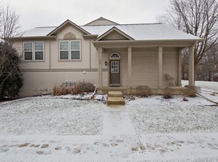 564 Conservatory Ln, Aurora, IL 60502