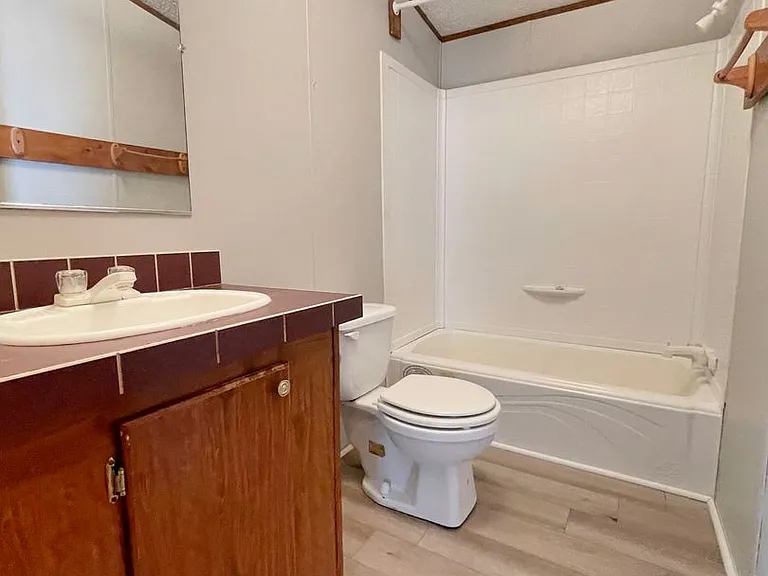 208 Casper Dr #7 — Photo 13