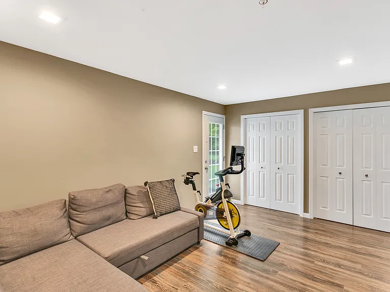 1503 Pointe View Dr — Photo 23