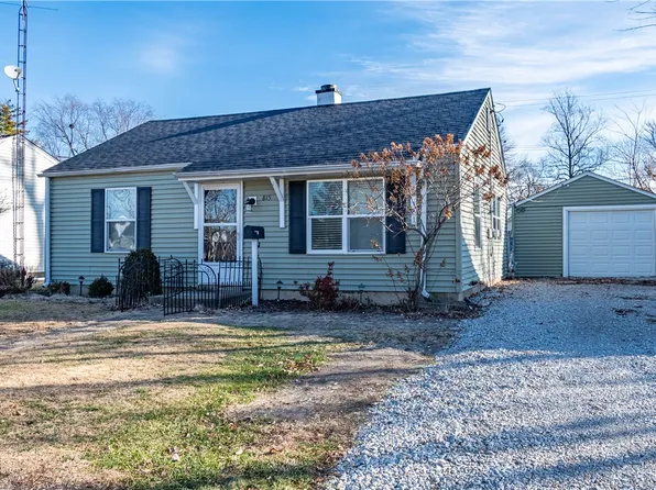 815 N Lodge St, Shelbyville, IL 62565