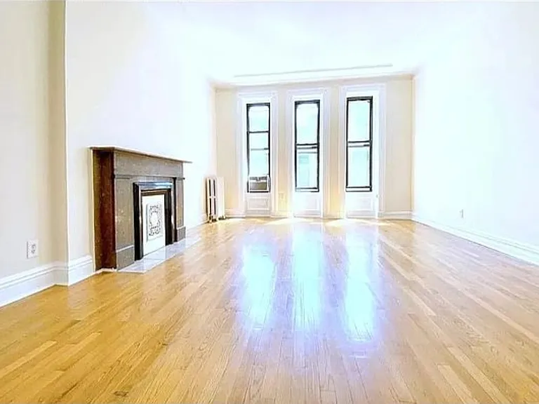 147 W 72nd St #4B — Photo 1