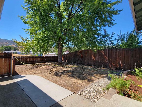 3rd image of 1020 Swallow Cir