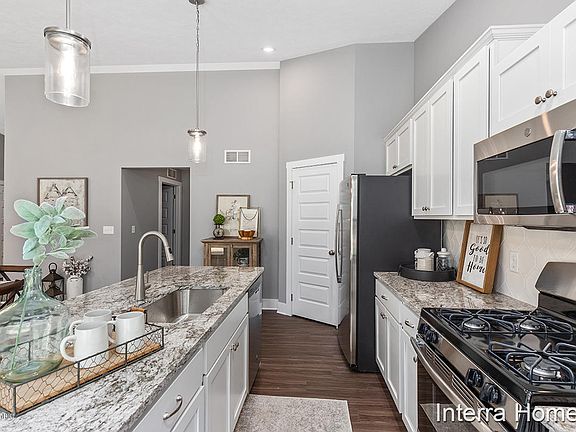 4th image of 15771 Bedford Dr #20
