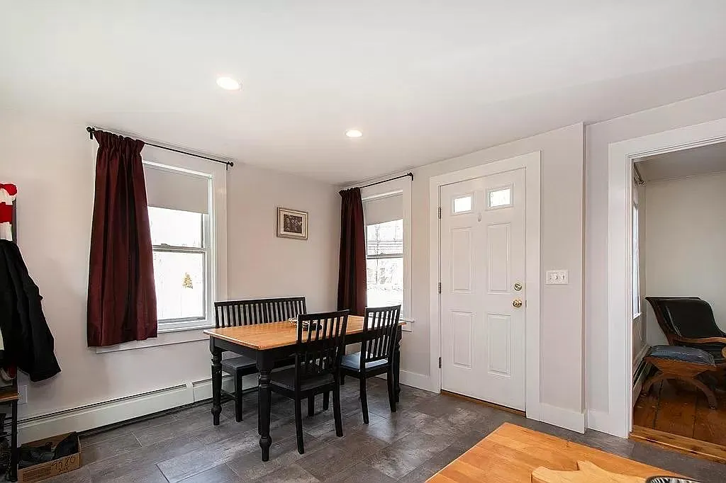 1 bed, 750 sqft, $2,400 — Photo 4