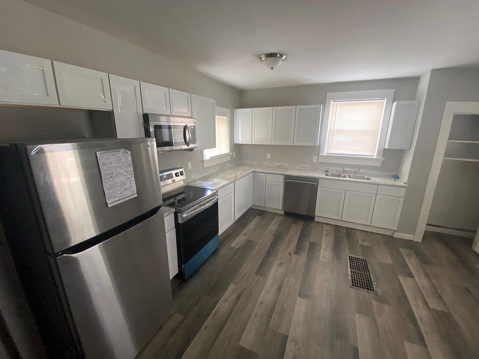 1st image of 3601 W 3rd St #3601