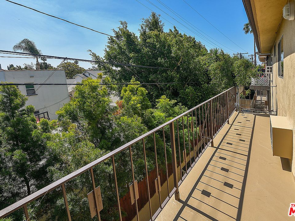 1st image of 1444 S Canfield Ave #4