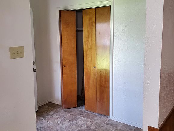 Entry area