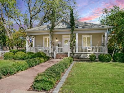 206 W Travis St, Fredericksburg, TX, 78624