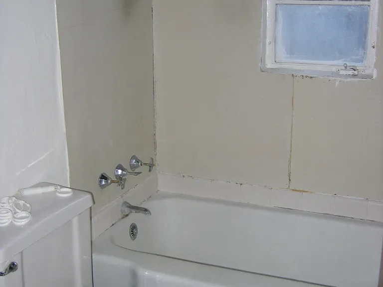 1220 N Jones Blvd #2 — Photo 6