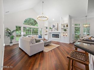 3941 Charter House Dr, Jacksonville, FL 32224