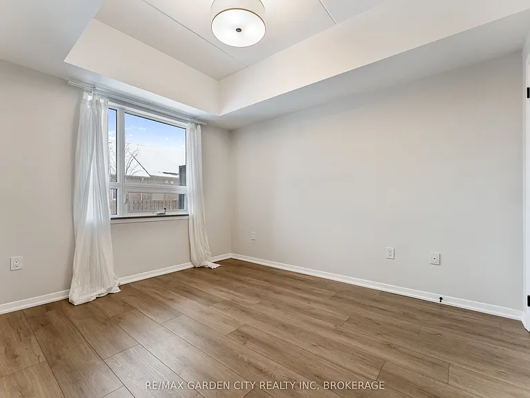 3998 Victoria Ave #110 — Photo 12