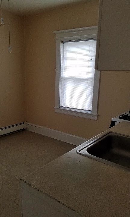 1st image of 40 Macfarland Ave