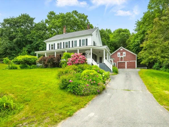 49 Old Village Road, Winthrop, ME 04364