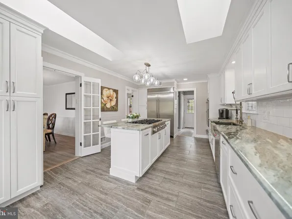 12704 Theresa Dr, Silver Spring, MD 20904