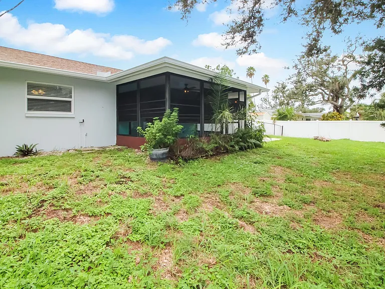 1616 Jupiter Rd — Photo 17